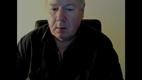 Snapshot of holgerhb53 chatting on September 13, 2025, 4:18 pm Holger online show from September 13, 2025, 4:18 pm