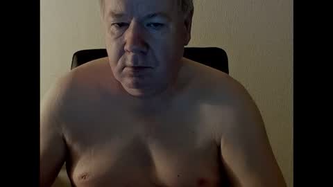 Snapshot of holgerhb53 chatting on September 20, 2025, 1:50 am Holger online show from September 20, 2025, 1:50 am
