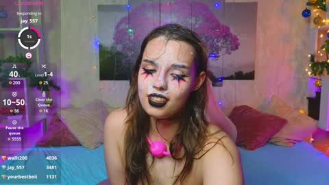 Snapshot of hollisbelch chatting on December 30, 2024, 11:06 pm Lux online show from December 30, 2024, 11:06 pm