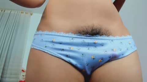 Snapshot of holly0550 chatting on February 24, 2025, 3:31 pm holly... online show from February 24, 2025, 3:31 pm