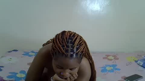 Snapshot of holly_molly11 chatting on October 6, 2025, 9:56 pm holly molly11 online show from October 6, 2025, 9:56 pm