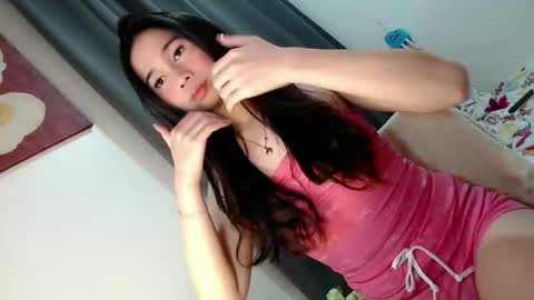 Snapshot of holly_sasa chatting on February 2, 2026, 7:12 pm Sasa online show from February 2, 2026, 7:12 pm