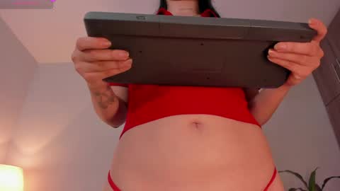 Snapshot of holly_velvett chatting on April 27, 2026, 8:51 pm holly online show from April 27, 2026, 8:51 pm