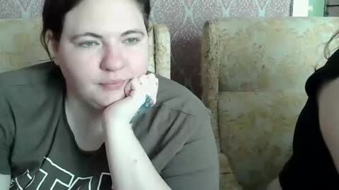 Snapshot of hollyxeva chatting on April 27, 2026, 10:46 am HollyXEva online show from April 27, 2026, 10:46 am