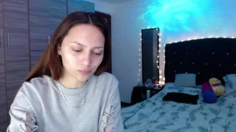 Juli online show from September 11, 2025, 2:33 am