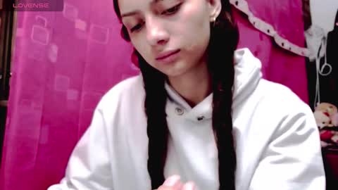 Juli online show from January 11, 2026, 3:55 am