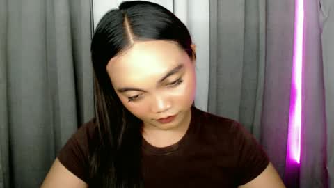 Snapshot of holy_shine chatting on June 9, 2026, 10:10 pm Bella online show from June 9, 2026, 10:10 pm