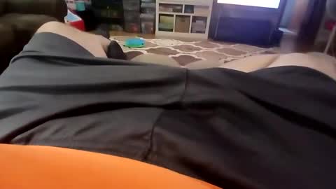 holycannoli123 online show from October 8, 2025, 1:31 pm