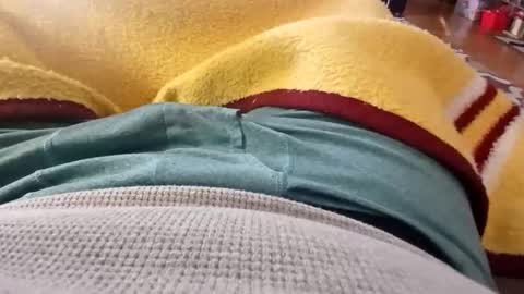 holycannoli123 online show from November 20, 2025, 2:17 pm