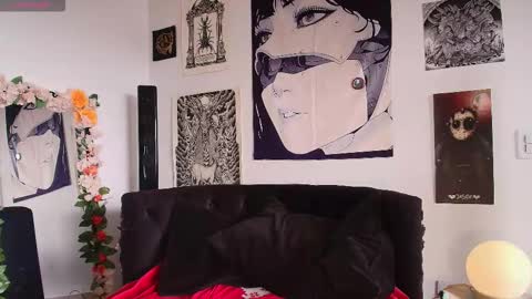 Snapshot of holyeva chatting on February 8, 2026, 3:15 pm online show from February 8, 2026, 3:15 pm