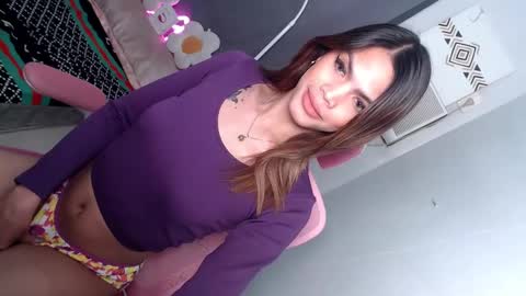 Snapshot of holymary_69 chatting on January 17, 2025, 12:42 pm Patricia online show from January 17, 2025, 12:42 pm