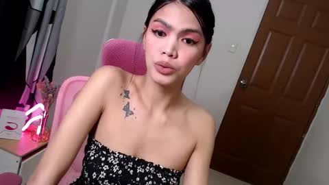 Snapshot of holymary_69 chatting on February 20, 2025, 12:25 pm Patricia online show from February 20, 2025, 12:25 pm