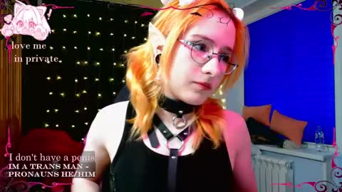 Honelints boyblonde hair AsterMIntfemboybrown hair online show from March 3, 2025, 10:28 am