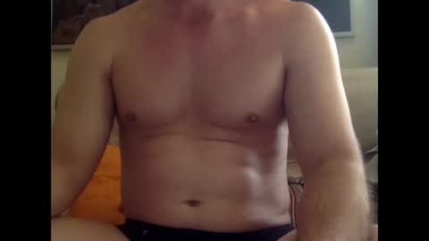honey94_xx online show from April 5, 2026, 3:20 pm