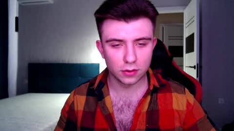 Wolfy online show from February 28, 2025, 5:59 am