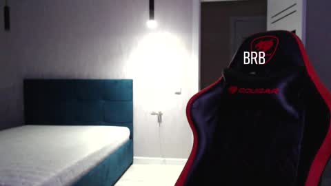 Wolfy online show from March 11, 2025, 4:40 pm