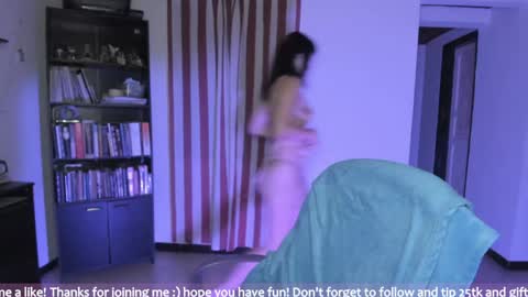 Snapshot of honey_hoe chatting on June 8, 2026, 2:45 am Lau online show from June 8, 2026, 2:45 am