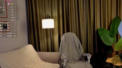 Lina online show from February 23, 2026, 1:08 pm