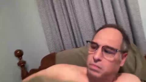 Snapshot of honey_man14 chatting on February 22, 2026, 1:09 pm honey_man14 online show from February 22, 2026, 1:09 pm