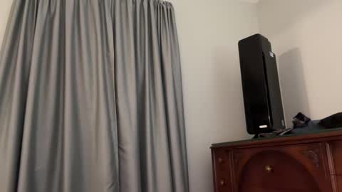 Snapshot of honey_man14 chatting on March 4, 2026, 6:36 pm honey_man14 online show from March 4, 2026, 6:36 pm