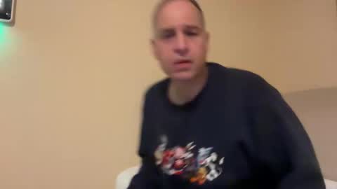 Snapshot of honey_man14 chatting on March 20, 2026, 2:27 am honey_man14 online show from March 20, 2026, 2:27 am