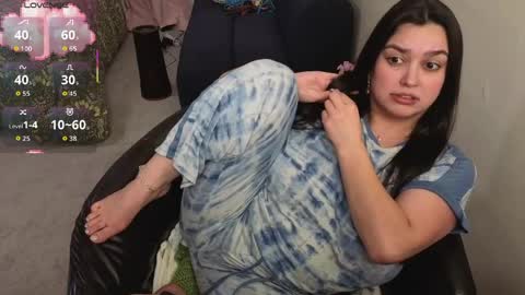 Tia online show from April 13, 2026, 3:01 am