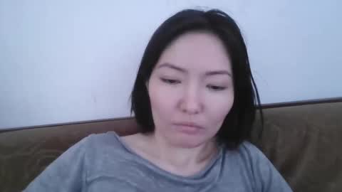 Snapshot of honey_yuzu chatting on June 1, 2026, 3:41 am honey_yuzu online show from June 1, 2026, 3:41 am
