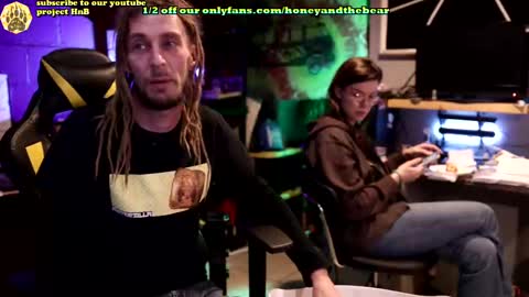 Honey and Bear online show from March 11, 2025, 2:10 am