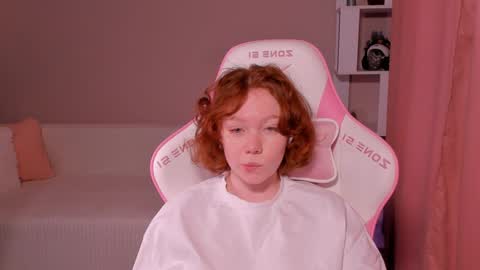 honeyautumn online show from January 10, 2025, 3:50 am