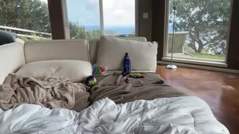 Snapshot of honeybun_z chatting on February 7, 2025, 9:04 pm honeybun_z online show from February 7, 2025, 9:04 pm