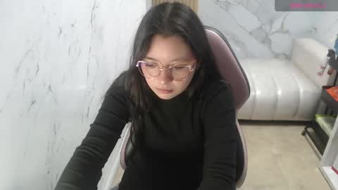 Snapshot of honeydoll_tf chatting on May 15, 2026, 1:07 pm honeydoll_tf online show from May 15, 2026, 1:07 pm