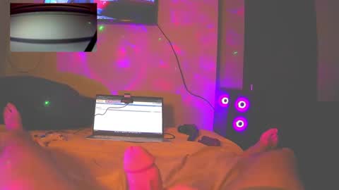 Honey Drips online show from February 17, 2025, 5:36 am