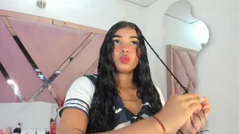 Snapshot of honeyht chatting on July 8, 2026, 12:20 pm honeyht online show from July 8, 2026, 12:20 pm