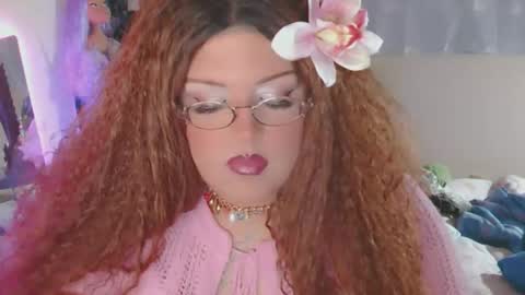 honeylavender777 online show from May 10, 2026, 9:25 am