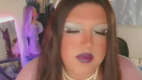 honeylavender777 online show from May 14, 2026, 9:27 am