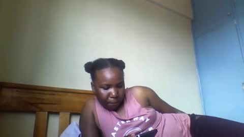 Snapshot of honeymuny chatting on April 1, 2026, 6:03 am Honeymuny online show from April 1, 2026, 6:03 am