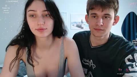 Snapshot of honeystormxxx chatting on April 17, 2026, 7:06 pm Noah and Sophie online show from April 17, 2026, 7:06 pm
