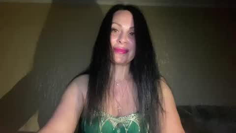 Snapshot of honeyvibe26 chatting on June 15, 2026, 7:38 pm honeyvibe26 online show from June 15, 2026, 7:38 pm