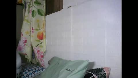 Snapshot of honeyvonz chatting on April 10, 2026, 10:58 pm Merry online show from April 10, 2026, 10:58 pm