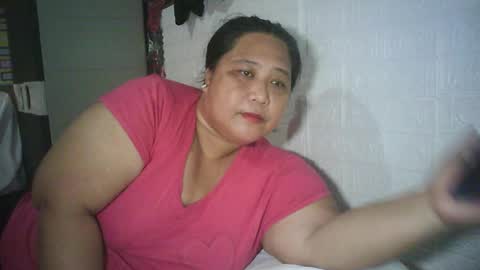 Snapshot of honeyvonz chatting on June 21, 2026, 12:35 am Merry online show from June 21, 2026, 12:35 am