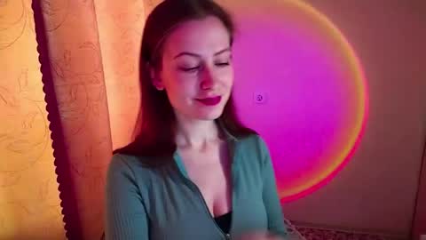 Snapshot of honeyy_bun chatting on May 22, 2026, 8:21 am honeyy_bun online show from May 22, 2026, 8:21 am