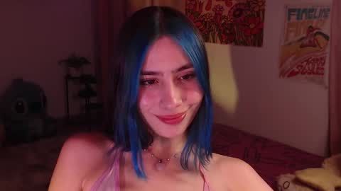 Snapshot of honeyypeaach chatting on December 13, 2024, 11:06 pm online show from December 13, 2024, 11:06 pm