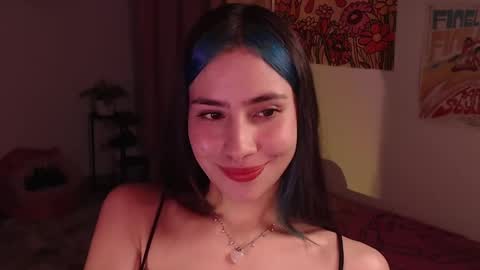 Snapshot of honeyypeaach chatting on December 16, 2024, 11:50 pm online show from December 16, 2024, 11:50 pm