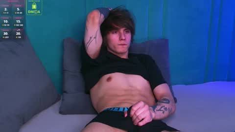 Snapshot of hoogwilder chatting on March 3, 2026, 8:26 pm HOOG online show from March 3, 2026, 8:26 pm