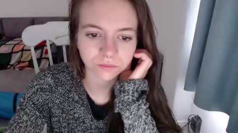 Snapshot of hope_xo chatting on July 5, 2026, 9:16 am Hope online show from July 5, 2026, 9:16 am