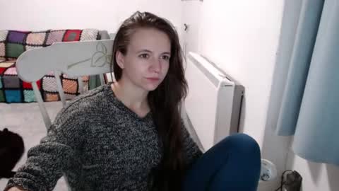 Snapshot of hope_xo chatting on July 9, 2026, 10:03 pm Hope online show from July 9, 2026, 10:03 pm
