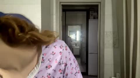 Emmi online show from November 1, 2025, 9:11 am