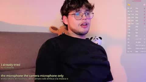Snapshot of hornsgoat_ chatting on April 16, 2026, 10:01 pm Eduardo online show from April 16, 2026, 10:01 pm