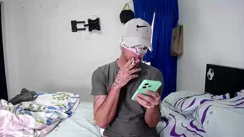 Snapshot of horny_dirty_bigcock chatting on November 19, 2025, 9:59 pm BoyHornyDirty online show from November 19, 2025, 9:59 pm