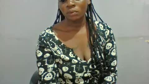 Snapshot of horny_hearts chatting on June 1, 2026, 6:15 am phanice online show from June 1, 2026, 6:15 am